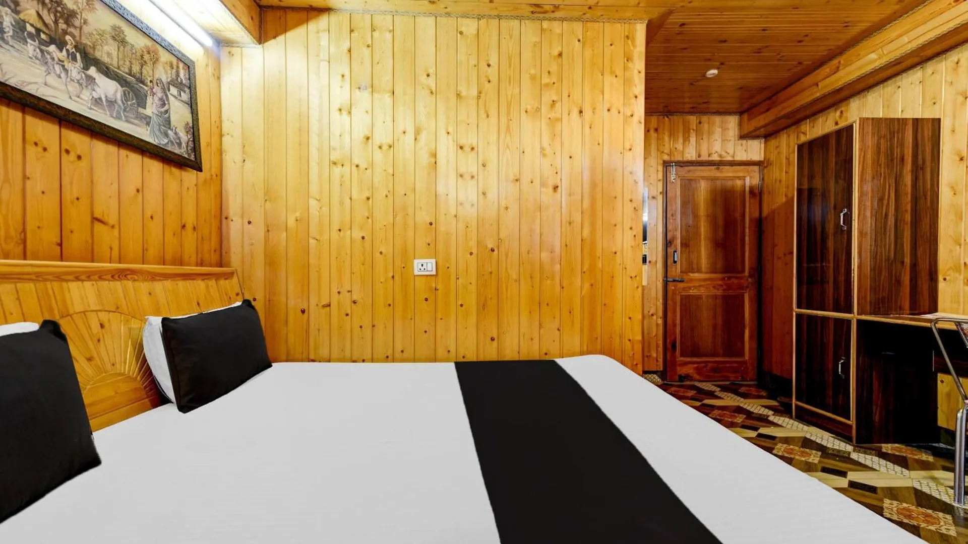 ****  Hotel O Kanlog Near Isbt Shimla Formerly Pine View Homestay India