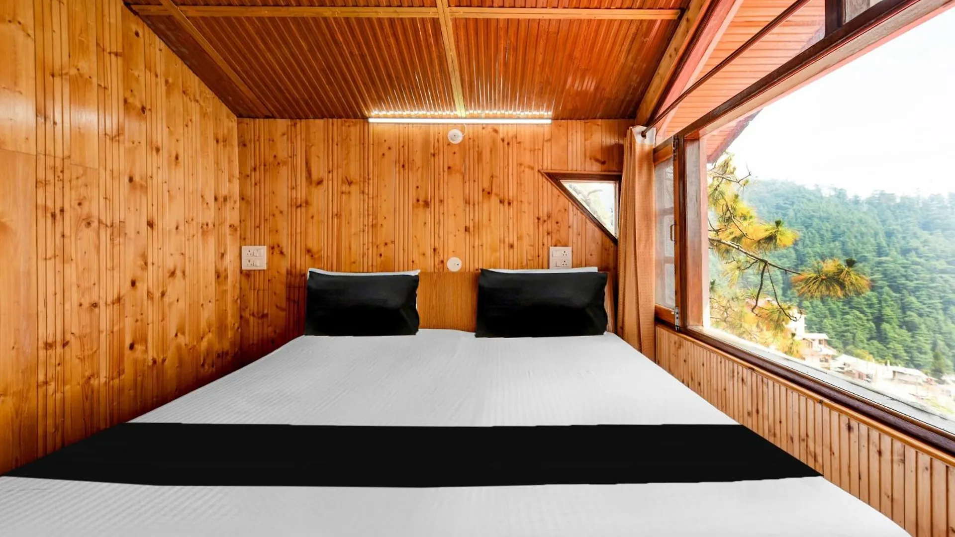 Hotel O Kanlog Near Isbt Shimla Formerly Pine View Homestay