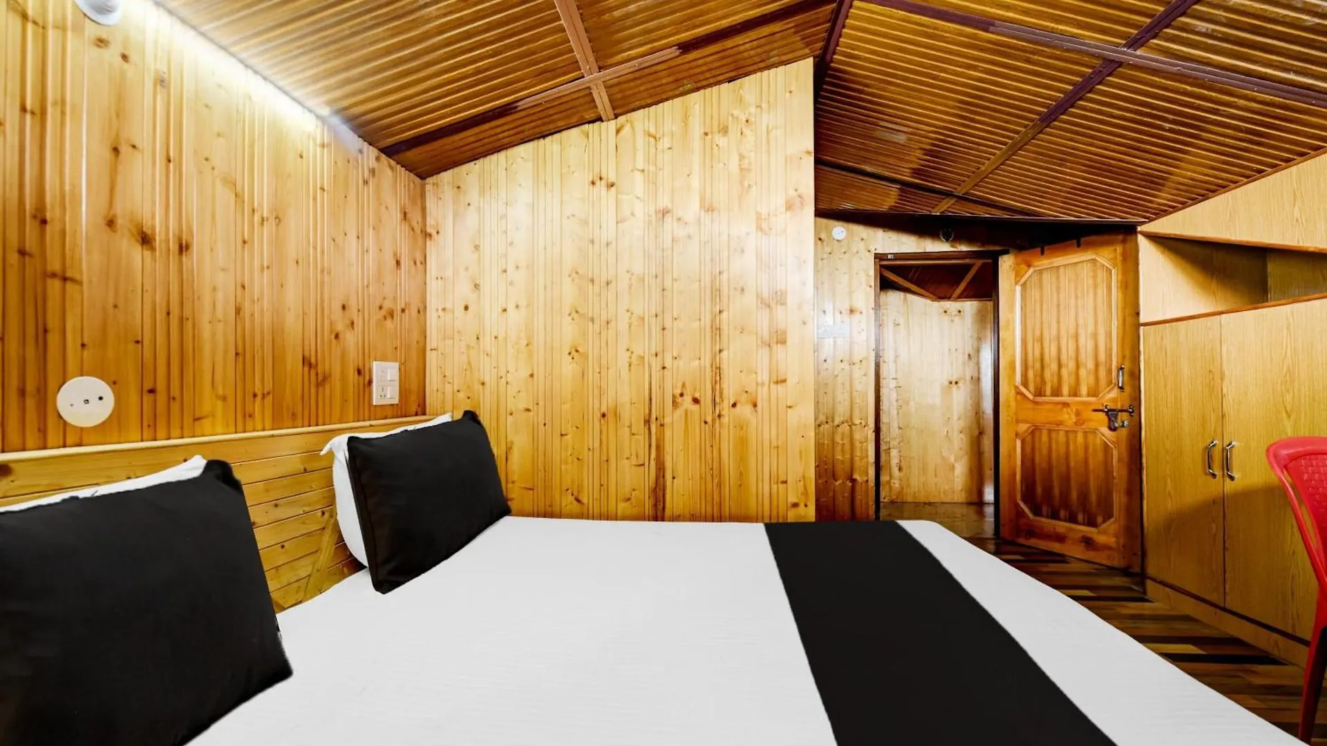 Hotel O Kanlog Near Isbt Shimla Formerly Pine View Homestay