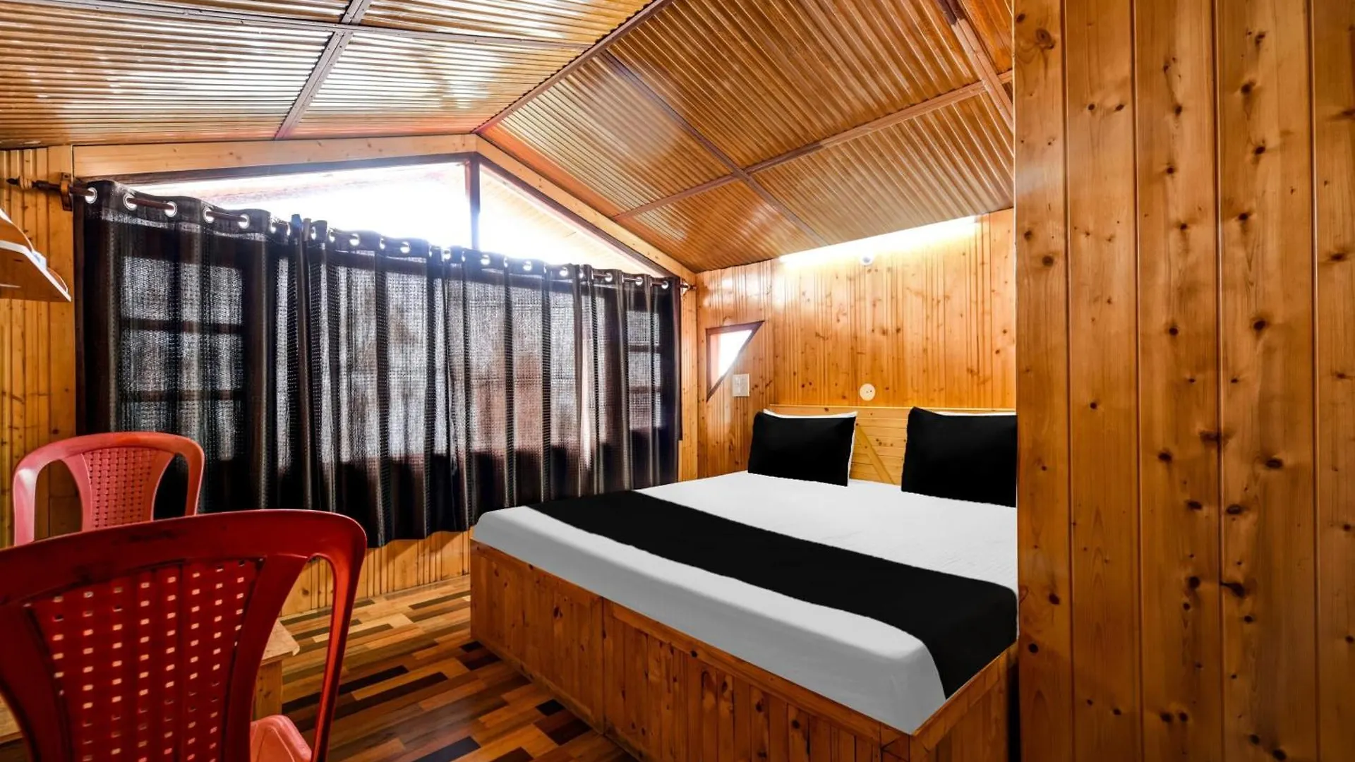 Hotel O Kanlog Near Isbt Shimla Formerly Pine View Homestay