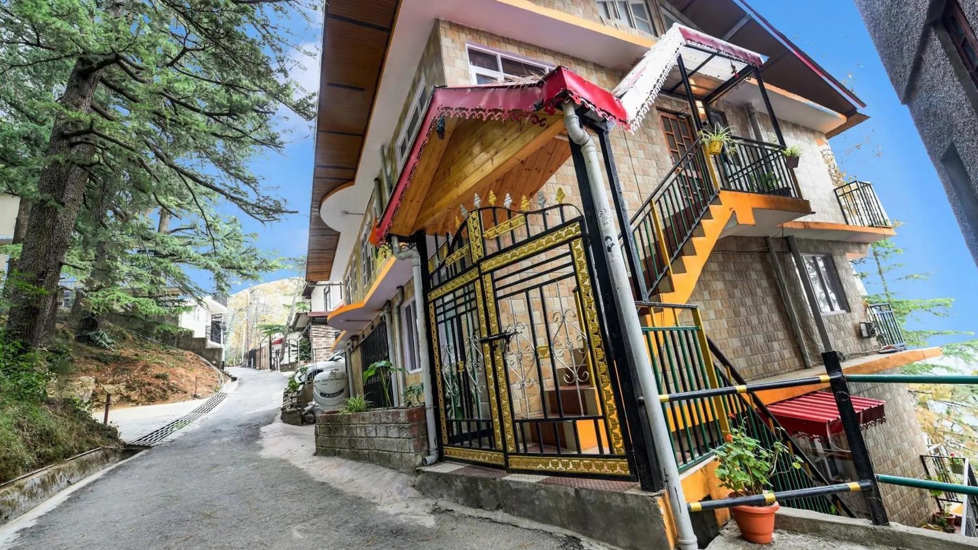 Hotel O Kanlog Near Isbt Shimla Formerly Pine View Homestay
