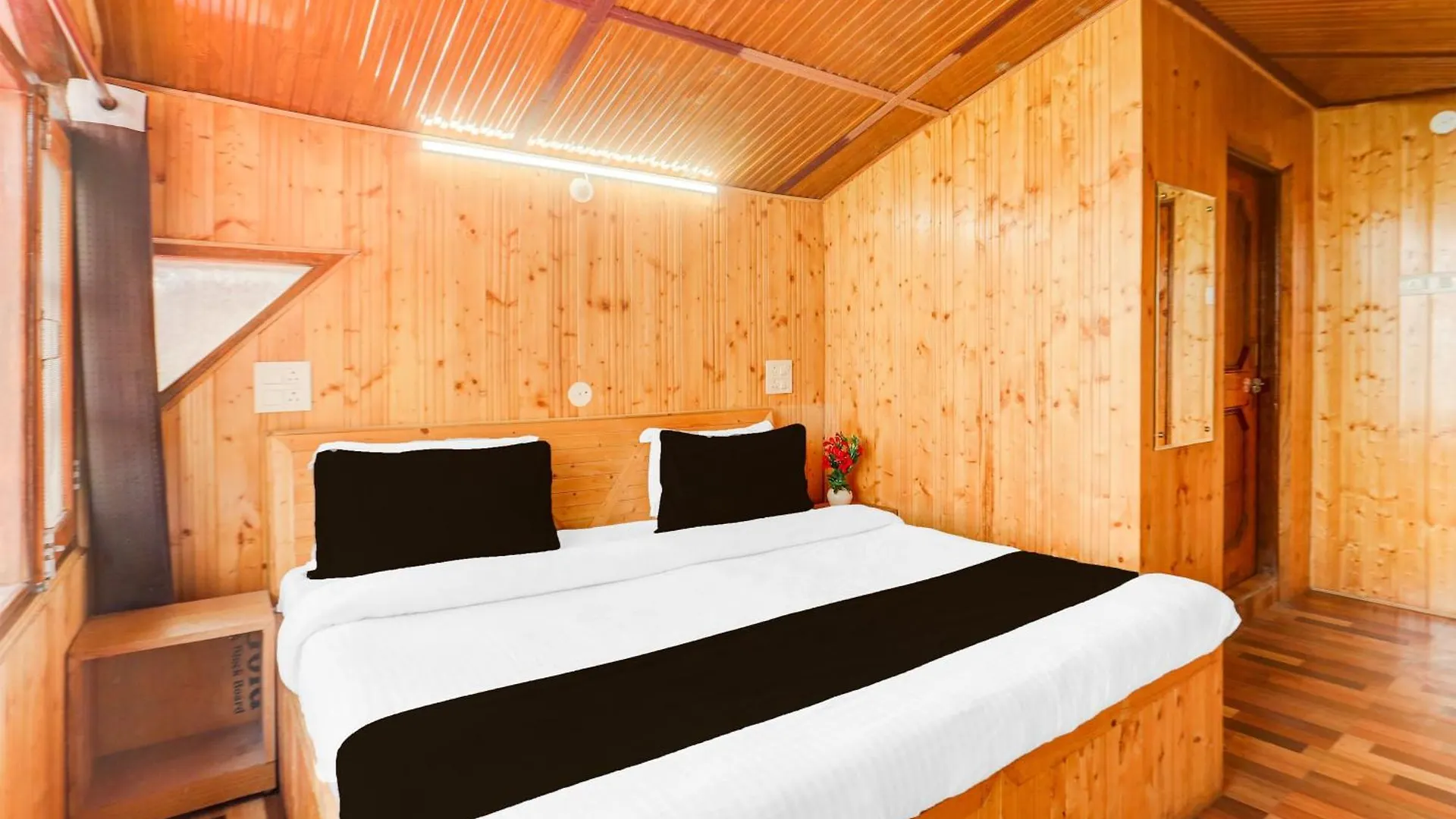 ****  Hotel O Kanlog Near Isbt Shimla Formerly Pine View Homestay Indien