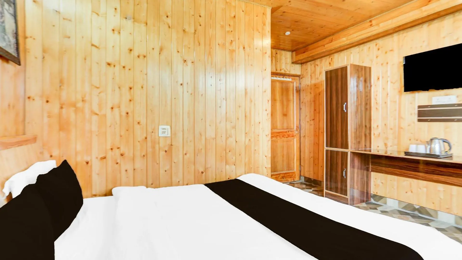 Hotel O Kanlog Near Isbt Shimla Formerly Pine View Homestay Indien